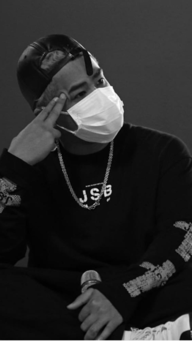 三代目JSB小林直己、サプライズバースデーに照れ笑い「全然気づかなかった」