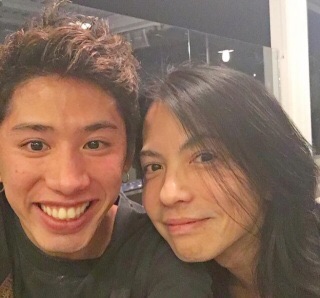L'Arc~en~Ciel・Hydeのインスタで、NEWS・手越祐也が雑なモザイクをかけられていると話題に