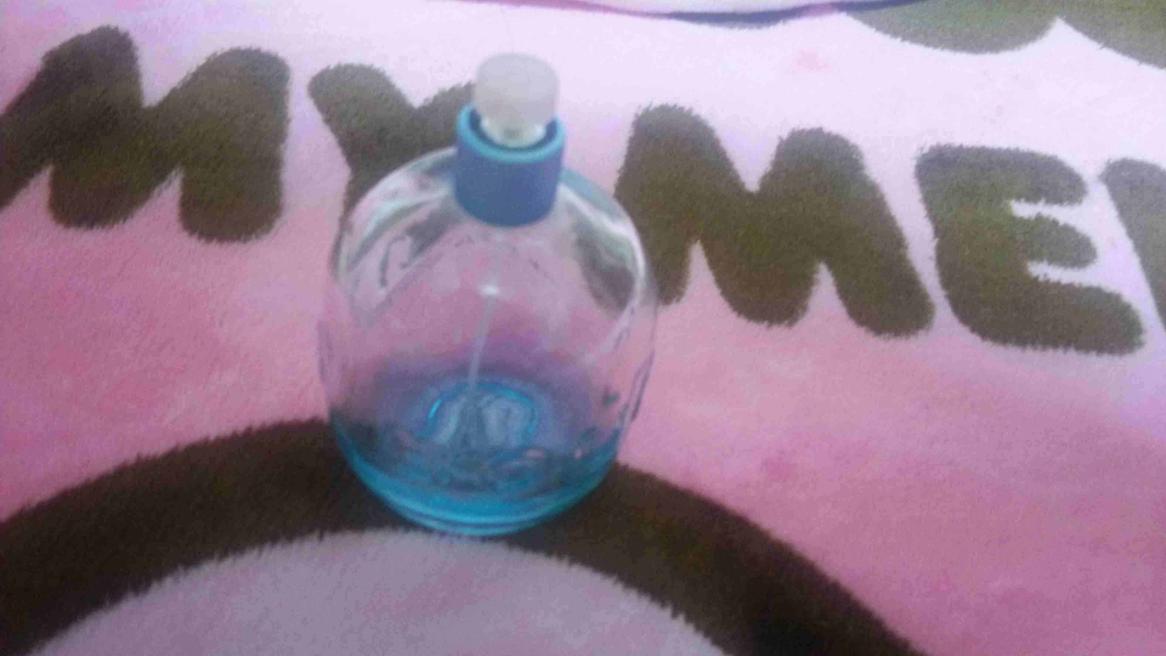 香水何使ってますか？