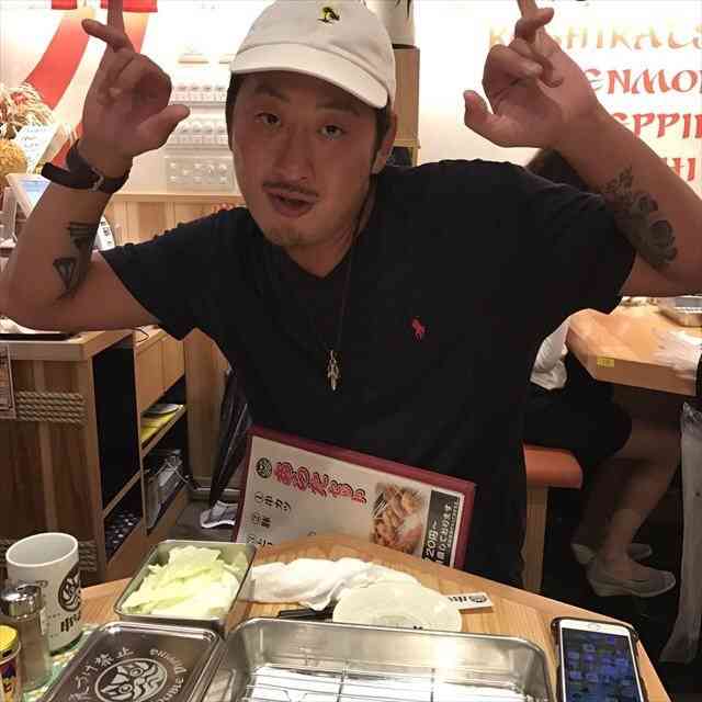 おでん指でつつく動画投稿　業務妨害容疑で無職の男逮捕