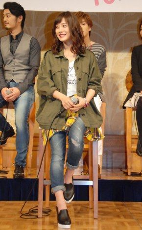 石原さとみ、2年連続“なりたい顔”1位に選出