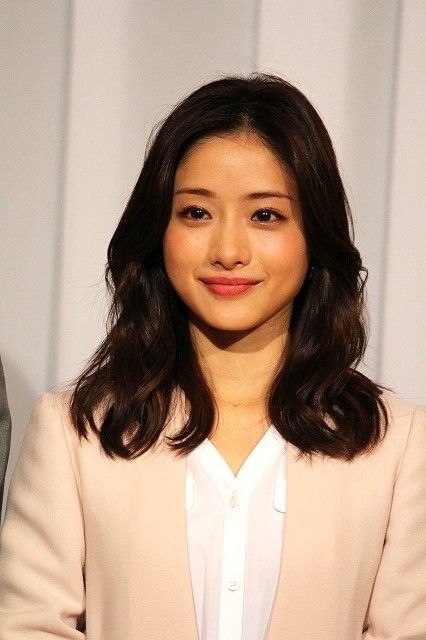 石原さとみ、2年連続“なりたい顔”1位に選出