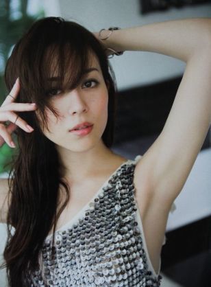 石原さとみ、2年連続“なりたい顔”1位に選出