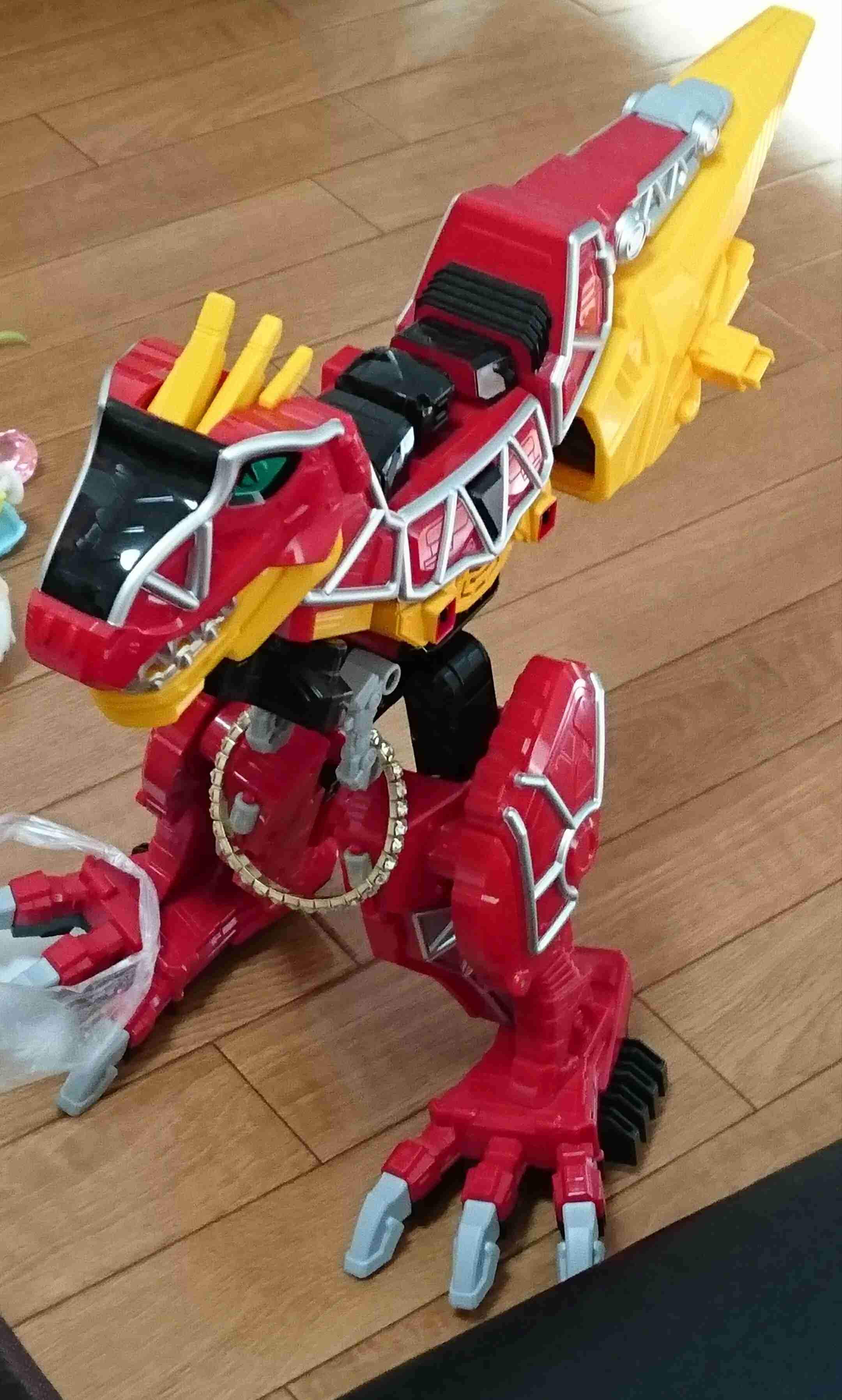 今そばにあるもので1番戦闘能力が高いものを挙げていけ