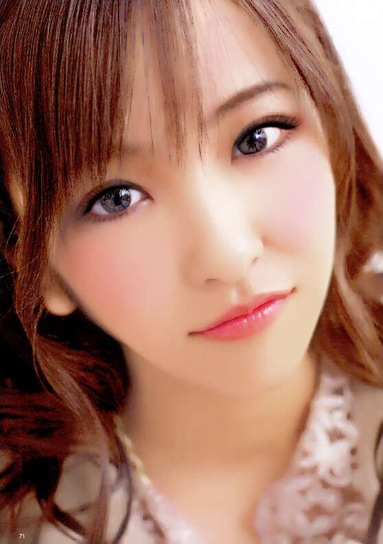 芸能人を勝手にメイク！