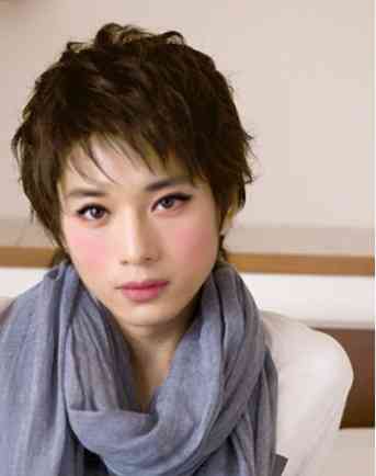 芸能人を勝手にメイク！