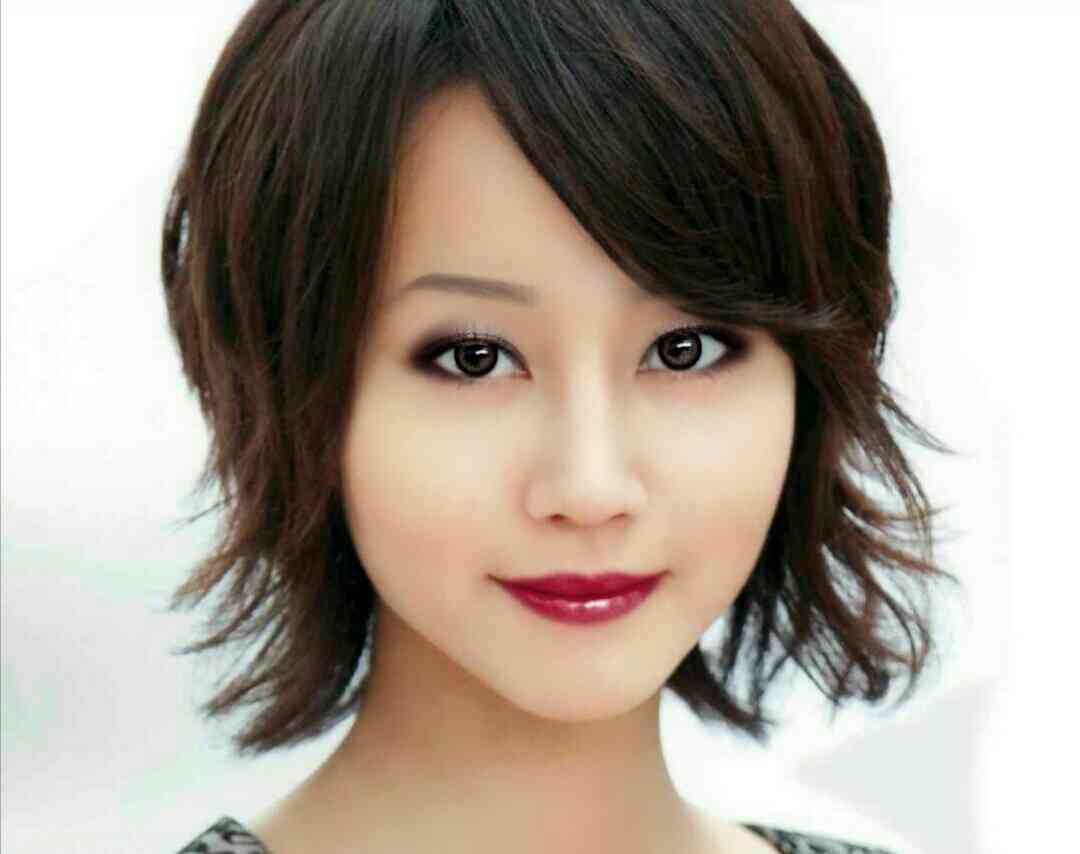 芸能人を勝手にメイク！