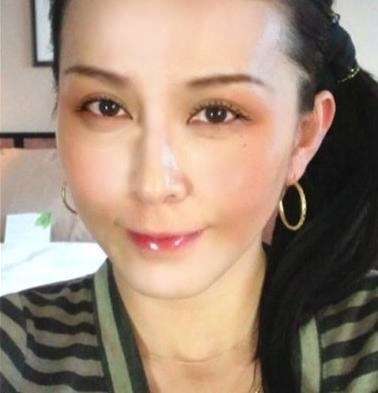 芸能人を勝手にメイク！