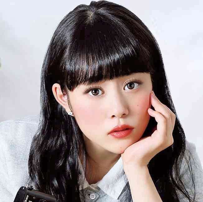 芸能人を勝手にメイク！