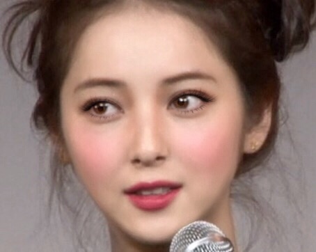 芸能人を勝手にメイク！