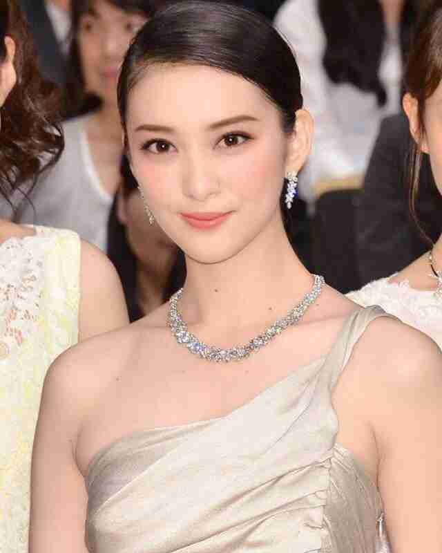 芸能人を勝手にメイク！