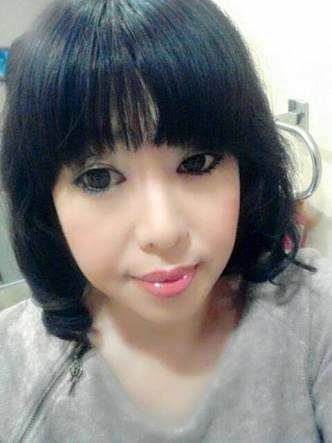浜崎あゆみ、肩出し＆ボディライン強調ワンピ姿披露で「細っ」「どんどん痩せてる？」