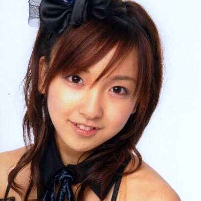 板野友美、高級ブランド品をインスタに次々アップするセレブぶりが話題に！