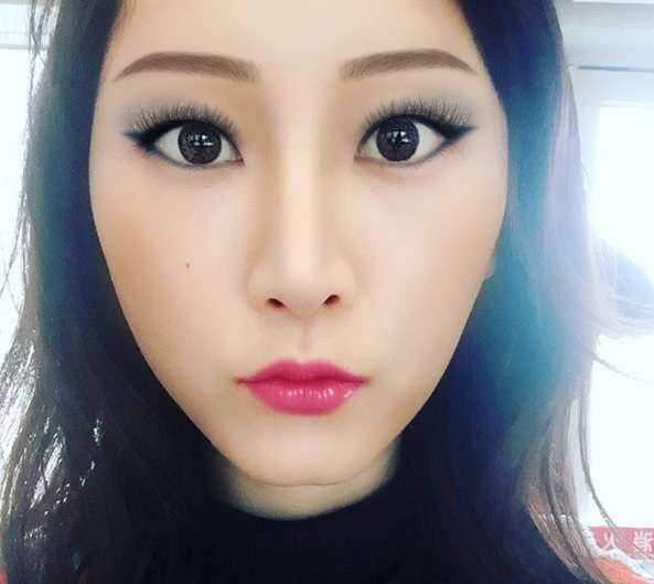 松井玲奈 “半顔メイク”披露も気づいてもらえず