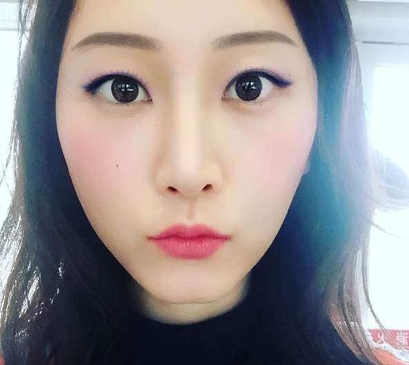 松井玲奈 “半顔メイク”披露も気づいてもらえず