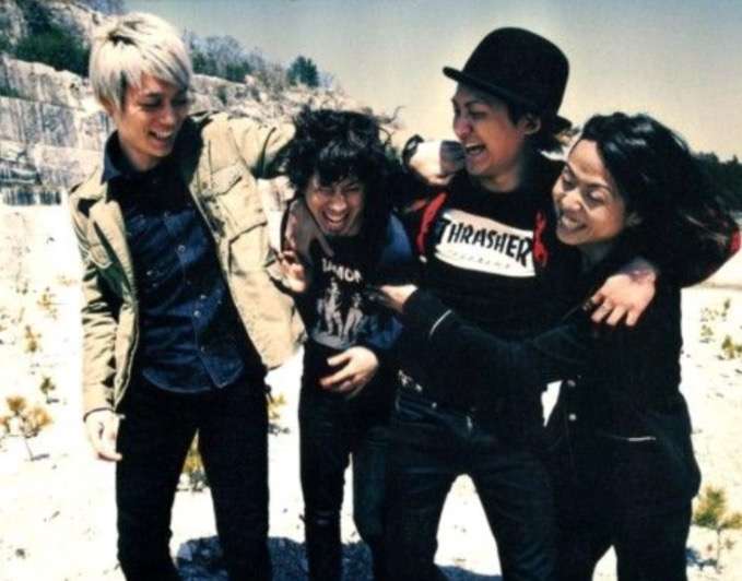 ONE OK ROCK好きな方