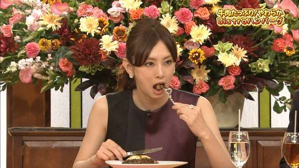 食べてる女の子の画像