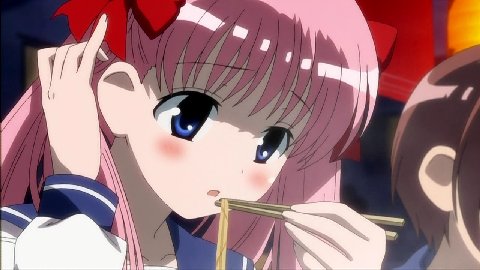 食べてる女の子の画像