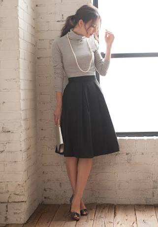 自分の私服に近い画像を載せるトピ