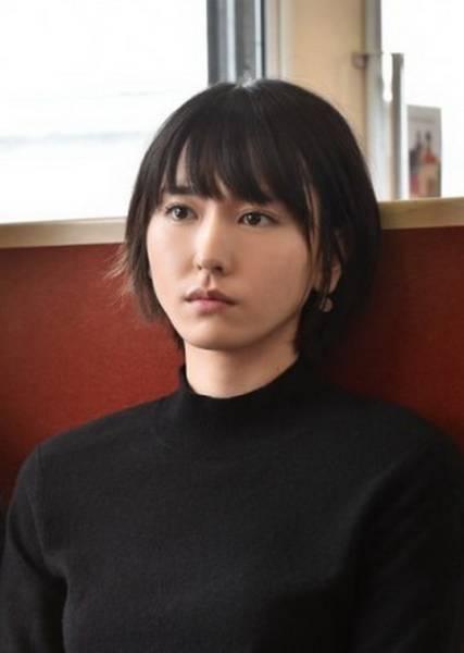 平行二重の目ってそんなにいいですか?