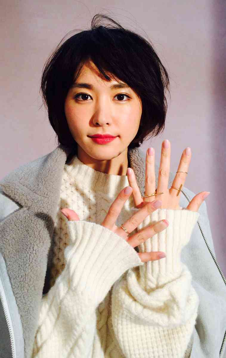 平行二重の目ってそんなにいいですか?