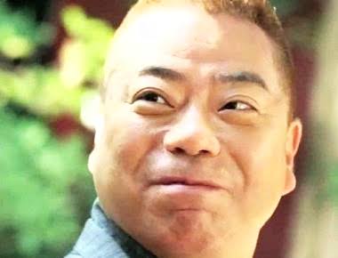 平行二重の目ってそんなにいいですか?