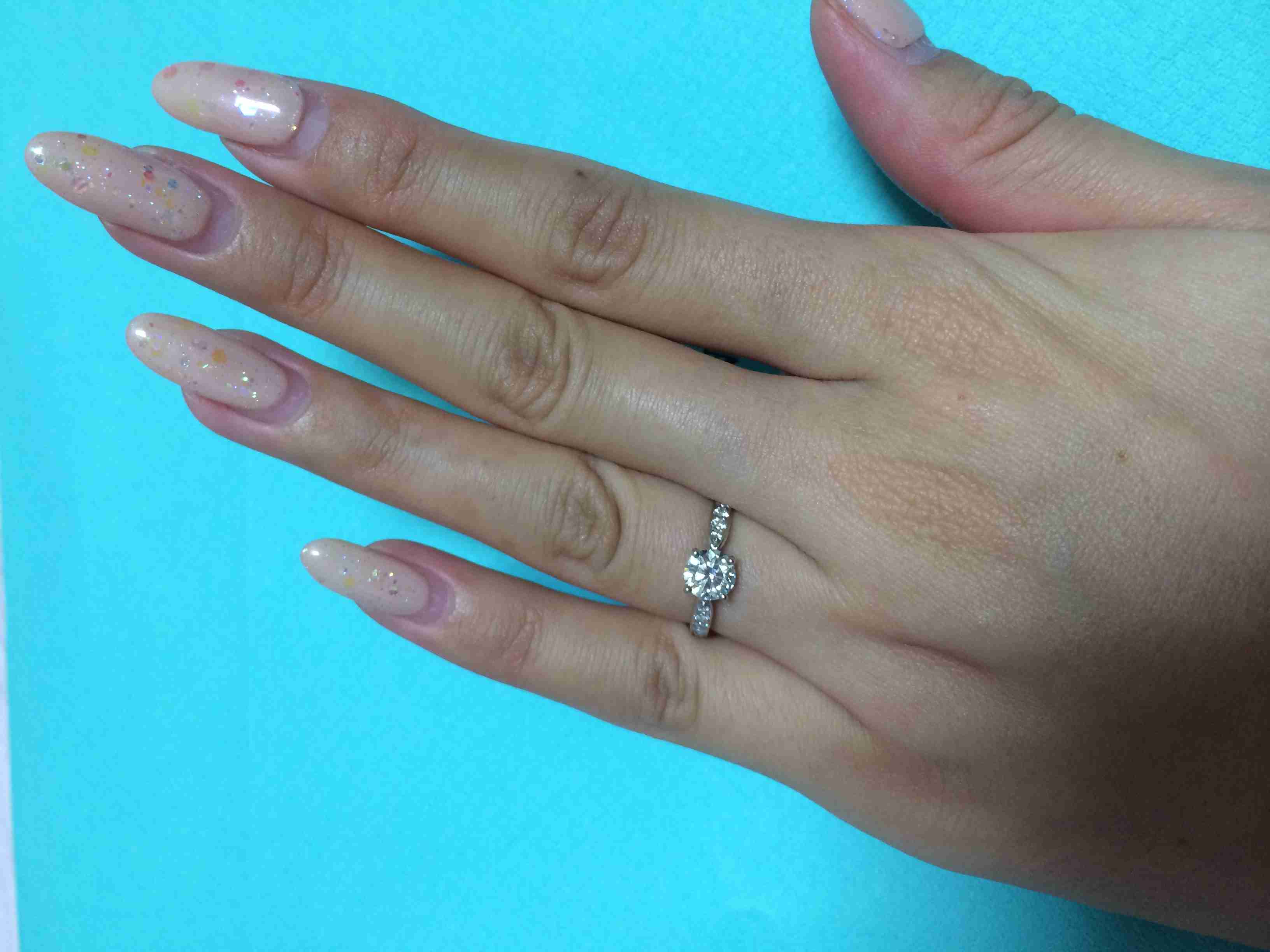 婚約指輪どこで購入されましたか?