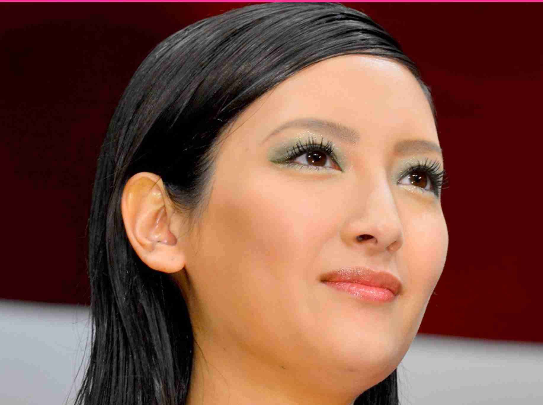 菜々緒、深スリットドレスで美脚解放　体当たり演技を語る