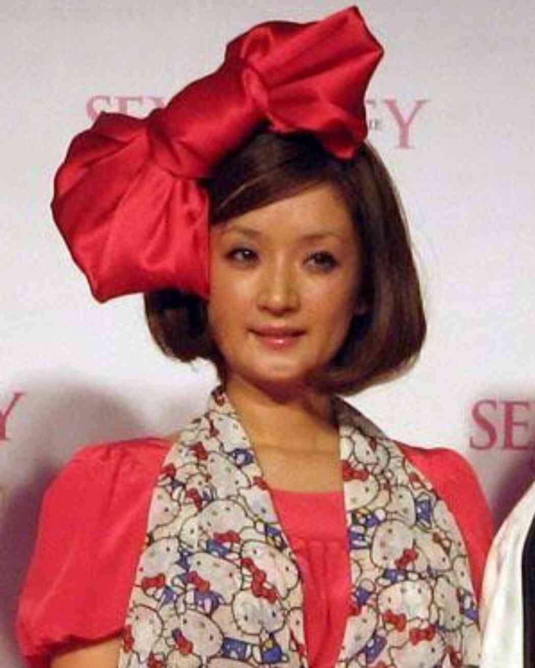 ファッションのリボンって何歳までですか