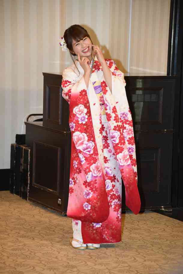 兒玉遥や松井珠理奈　AKB48新成人32人、NMB木下百花は“国鉄制服”