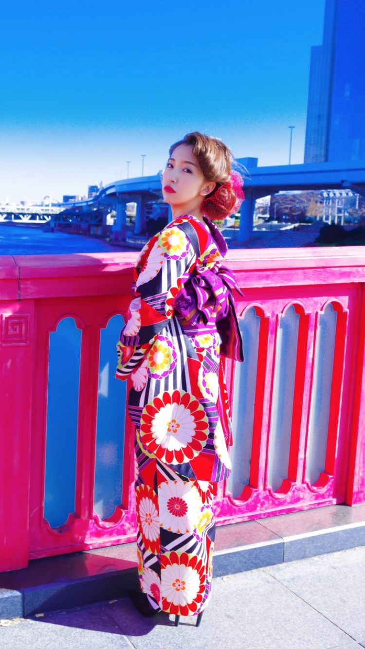 板野友美、着物姿で魅了　“和”のオーラに海外からも称賛届く