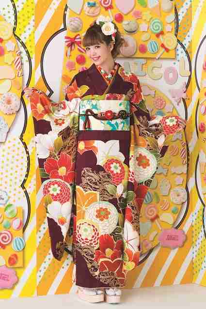 着物姿の有名人の画像を貼るトピ