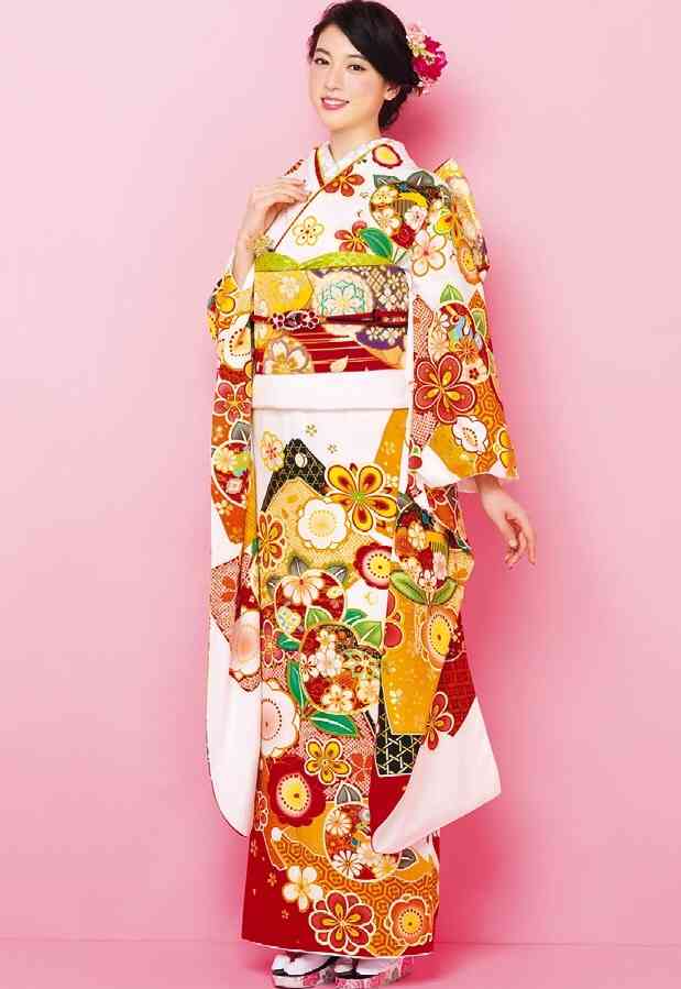 着物姿の有名人の画像を貼るトピ