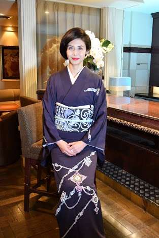 着物姿の有名人の画像を貼るトピ