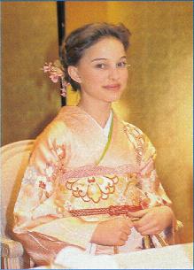 着物姿の有名人の画像を貼るトピ