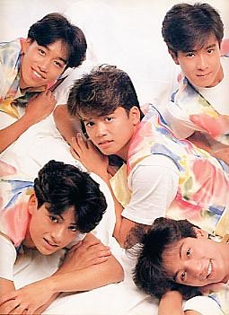 光GENJIファンが語り合いながら年越しをするトピ