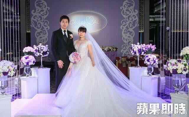 福原愛さんが結婚会見「夫の居場所が私の居場所」