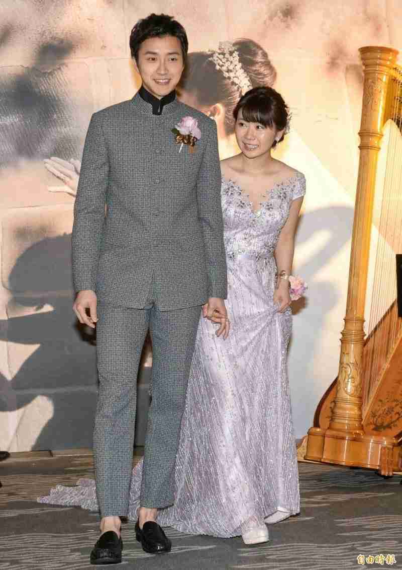 福原愛さんが結婚会見「夫の居場所が私の居場所」