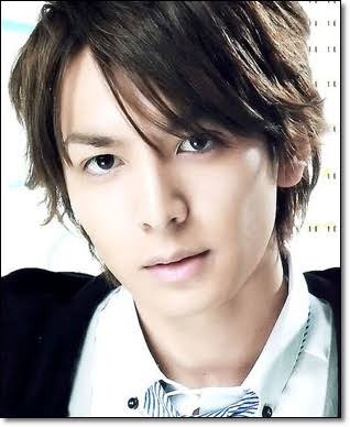 綾野剛が飲酒トークで暴走「（小栗）旬なんて別にかっこよくない、山田（孝之）は毛玉」