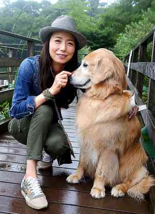 芸能人と動物の写真
