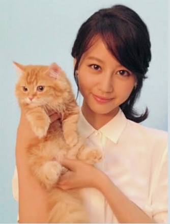 芸能人と動物の写真