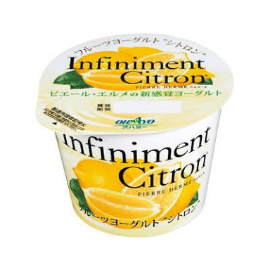 コンビニに行くとつい買ってしまうもの