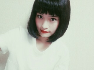 好きな女優さんの写真を貼ると、メイク方法を教えてもらえるトピ