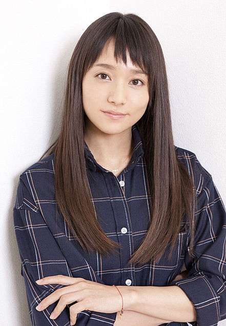好きな女優さんの写真を貼ると、メイク方法を教えてもらえるトピ