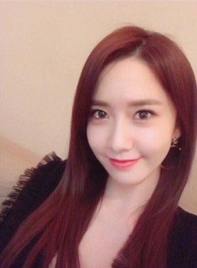 好きな女優さんの写真を貼ると、メイク方法を教えてもらえるトピ
