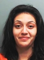 薬物依存の24歳母親が5歳娘を刺殺　逮捕後はニヤニヤ笑顔も（米）