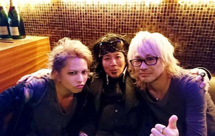 L'Arc~en~Ciel・Hydeのインスタで、NEWS・手越祐也が雑なモザイクをかけられていると話題に