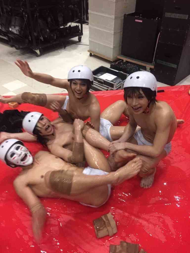 ゴールデンボンバー・鬼龍院翔　今年は元日バイト不採用「紅白に落ちてバイトにも…」