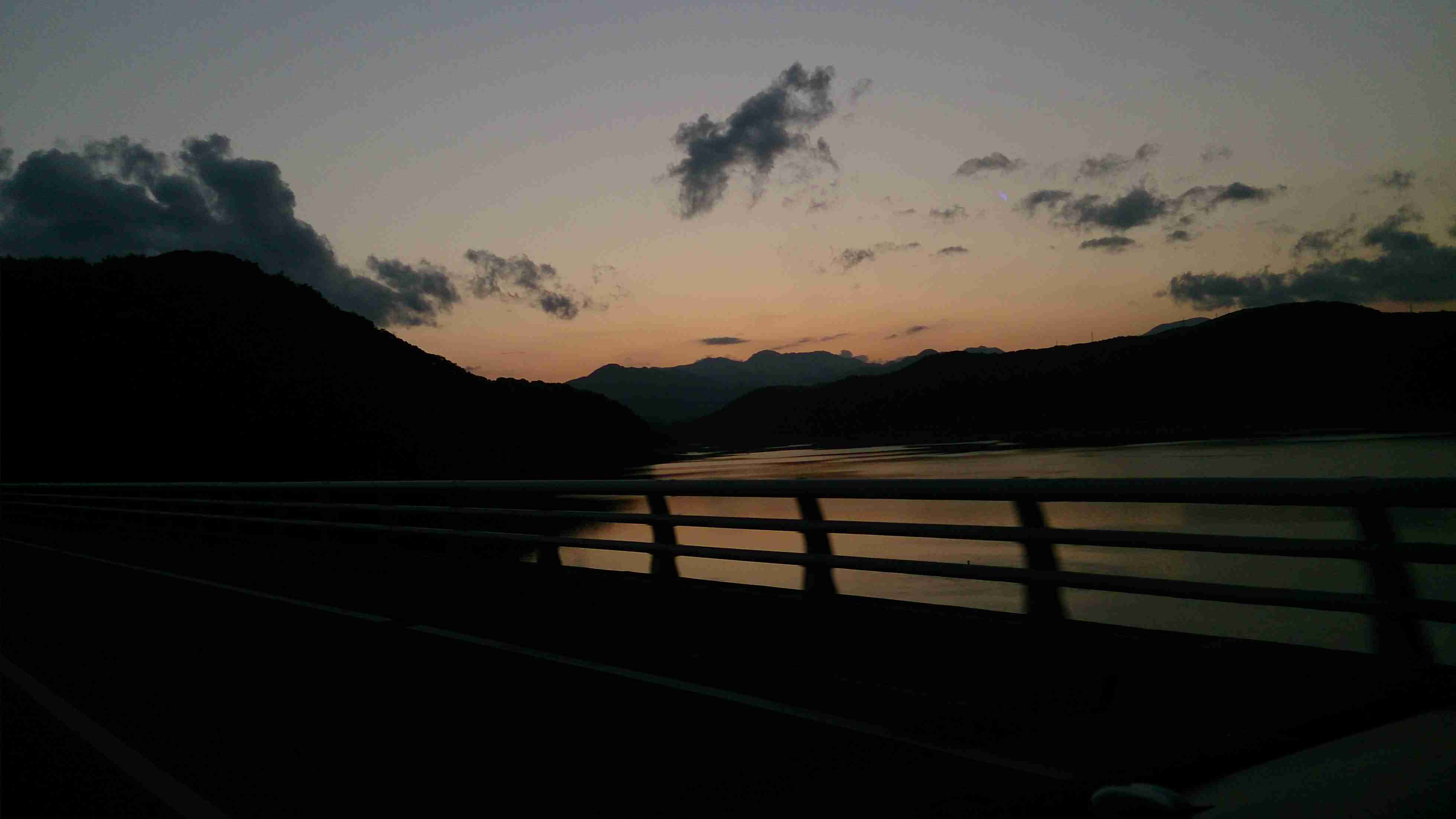 綺麗な夕焼けの画像を貼るトピ