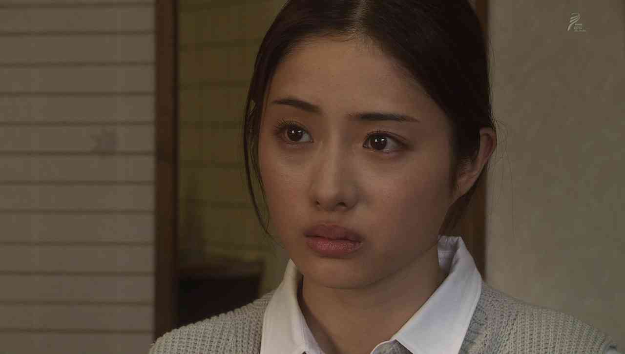 石原さとみ、サブカルの聖地でキュートな探偵スタイル！癒やしの東京メトロ新CM